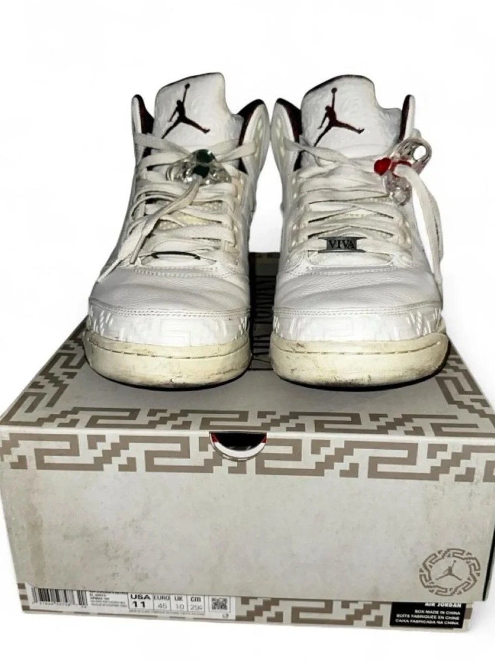 Jordan 5 Retro “El Grito”